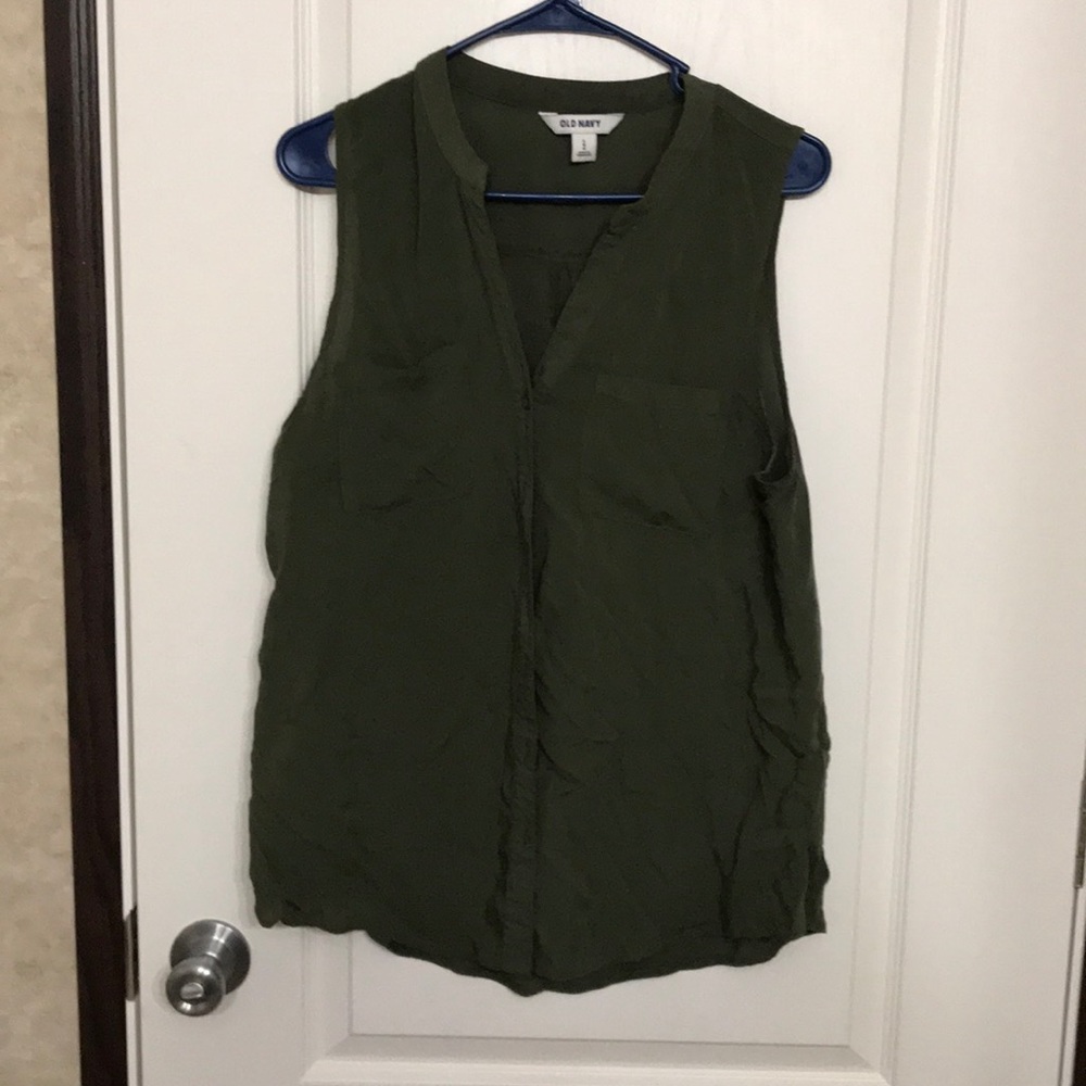 Old navy tank